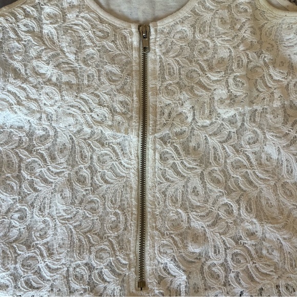 Philosophy lace zippered tank top - Picture 5 of 8